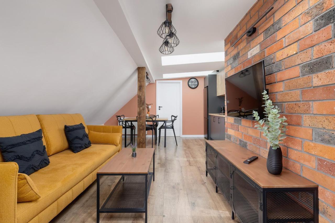 Cosy Apartments Kosciuszki Near The Main Train Station By Noclegi Renters Katowice Bagian luar foto