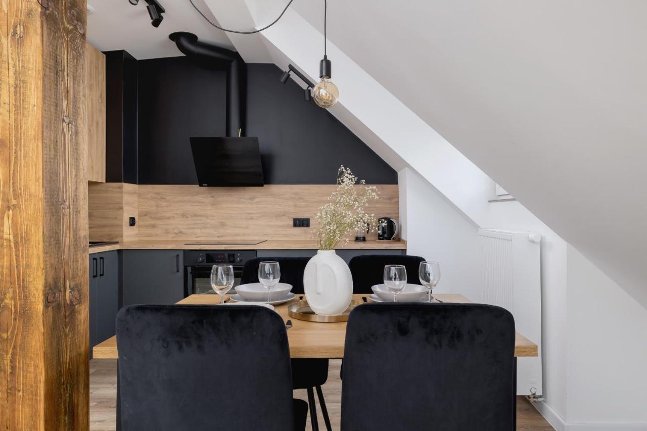 Cosy Apartments Kosciuszki Near The Main Train Station By Noclegi Renters Katowice Bagian luar foto