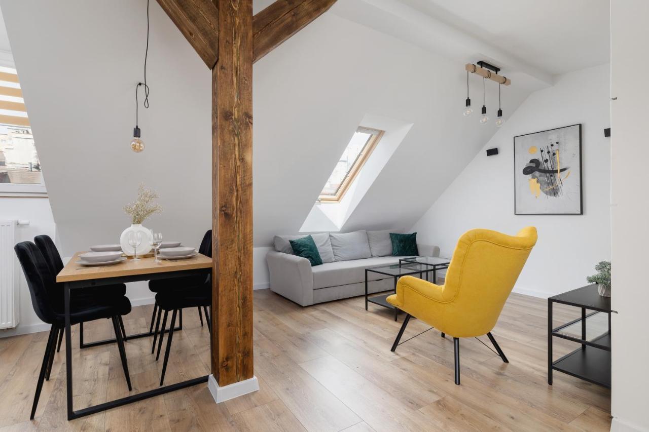Cosy Apartments Kosciuszki Near The Main Train Station By Noclegi Renters Katowice Bagian luar foto