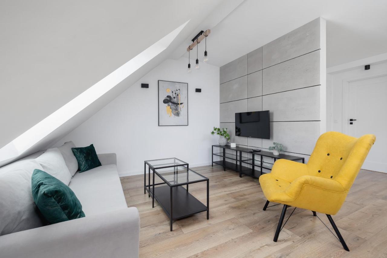 Cosy Apartments Kosciuszki Near The Main Train Station By Noclegi Renters Katowice Bagian luar foto