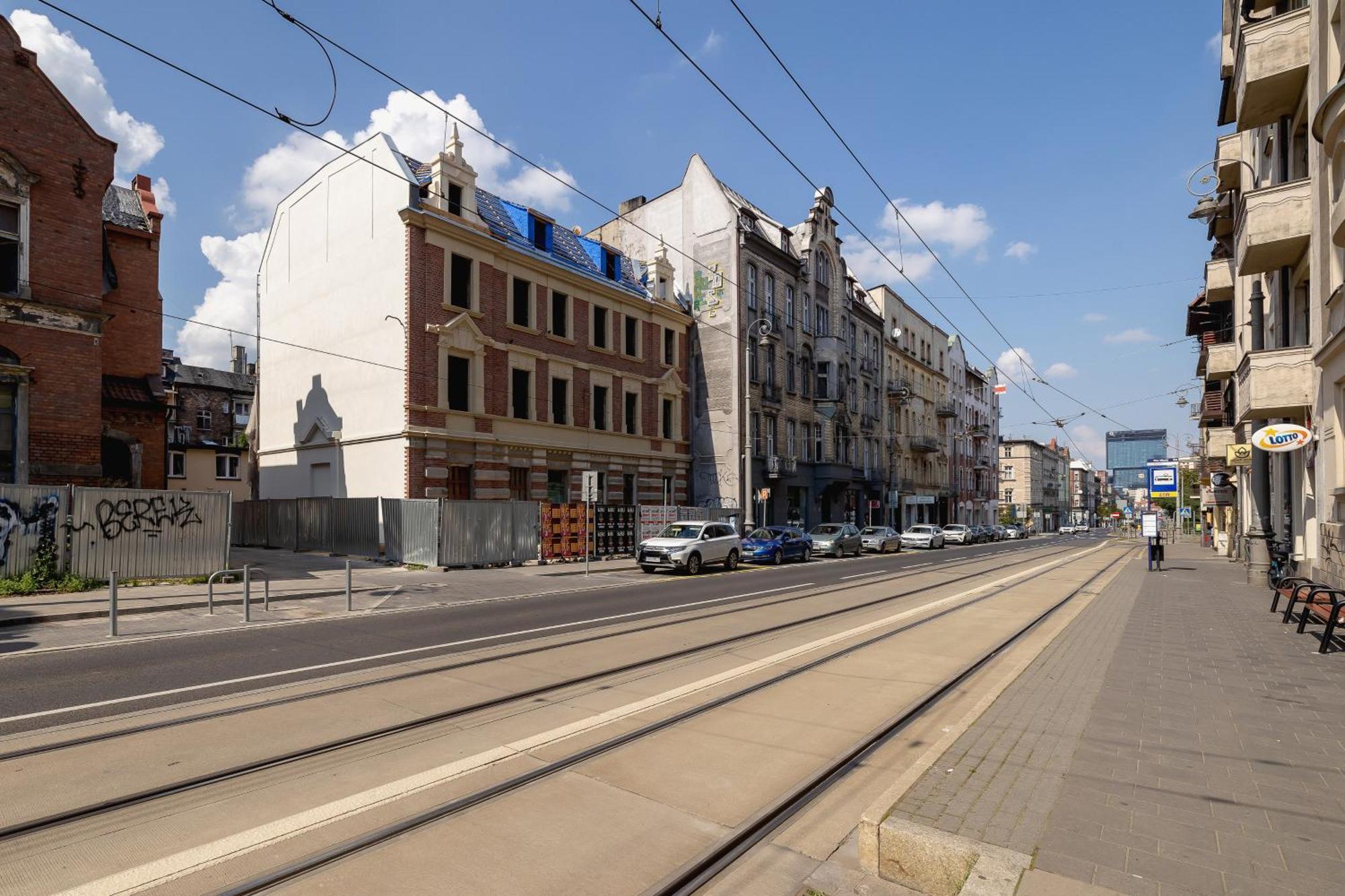 Cosy Apartments Kosciuszki Near The Main Train Station By Noclegi Renters Katowice Bagian luar foto