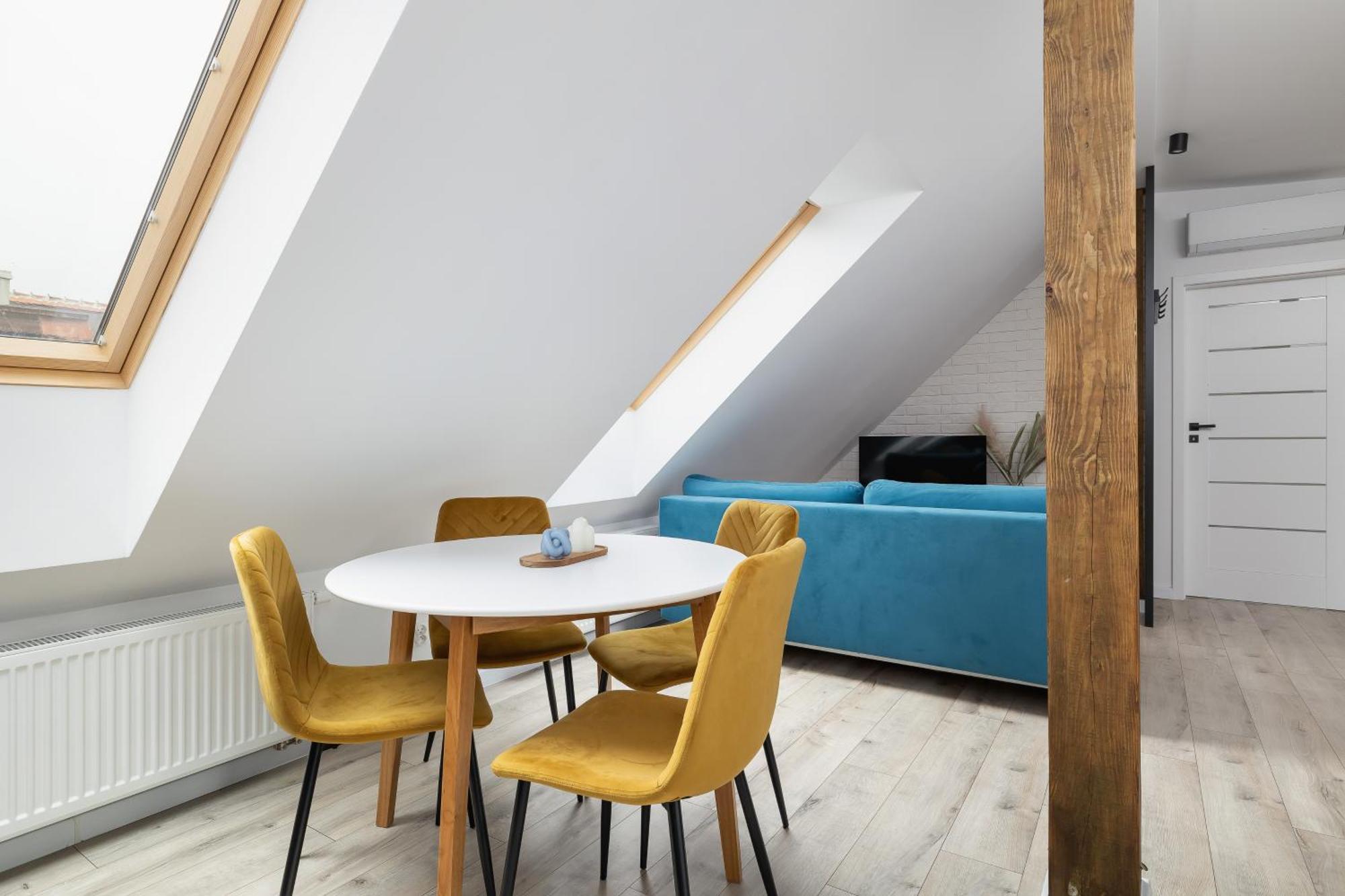 Cosy Apartments Kosciuszki Near The Main Train Station By Noclegi Renters Katowice Bagian luar foto