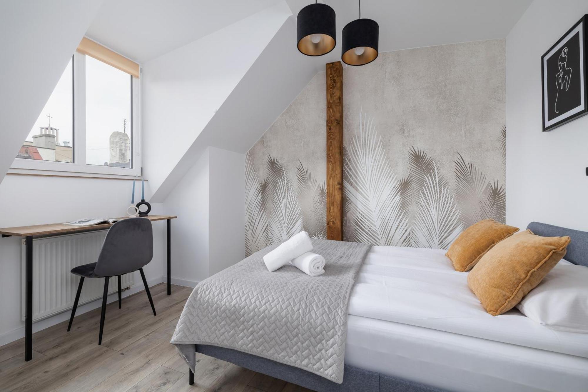 Cosy Apartments Kosciuszki Near The Main Train Station By Noclegi Renters Katowice Bagian luar foto