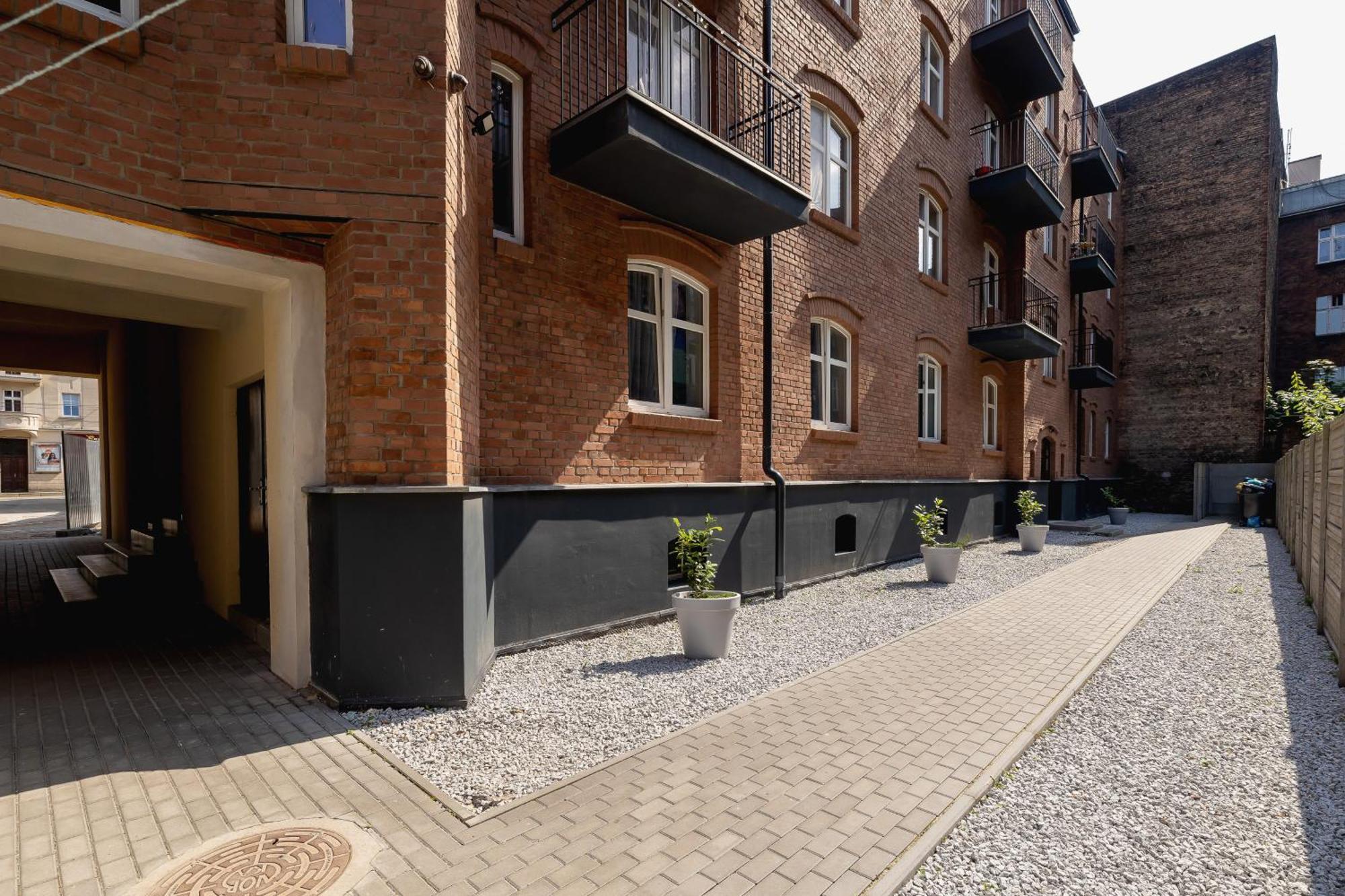 Cosy Apartments Kosciuszki Near The Main Train Station By Noclegi Renters Katowice Bagian luar foto