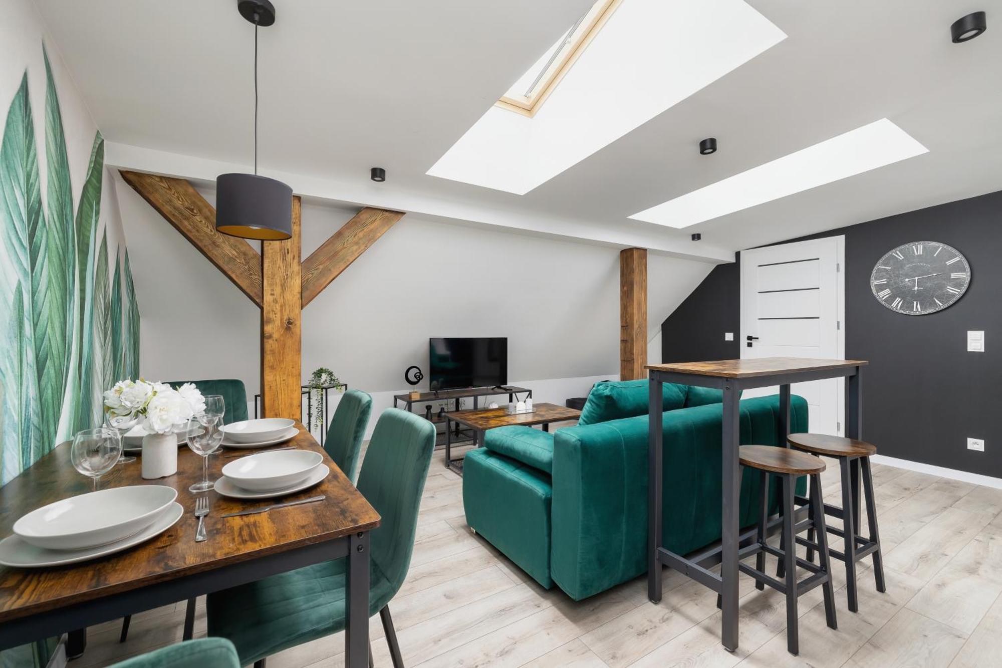 Cosy Apartments Kosciuszki Near The Main Train Station By Noclegi Renters Katowice Bagian luar foto